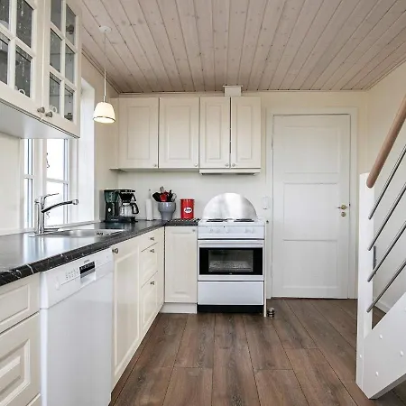 Two-bedroom Holiday In 82 * Blåvand