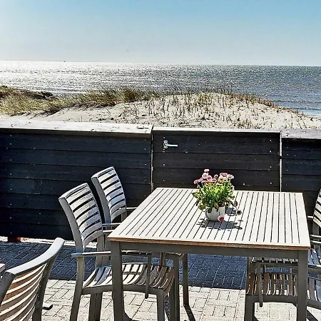 Two-bedroom Holiday In 82 Dom wakacyjny Blåvand