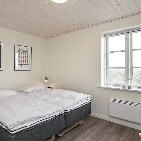 Dom wakacyjny Two-bedroom Holiday In 82