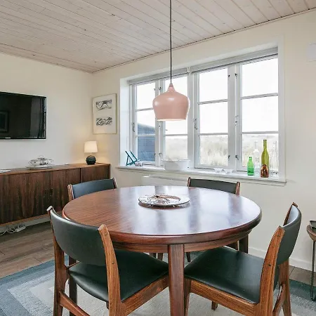 Two-bedroom Holiday In 82 Blåvand