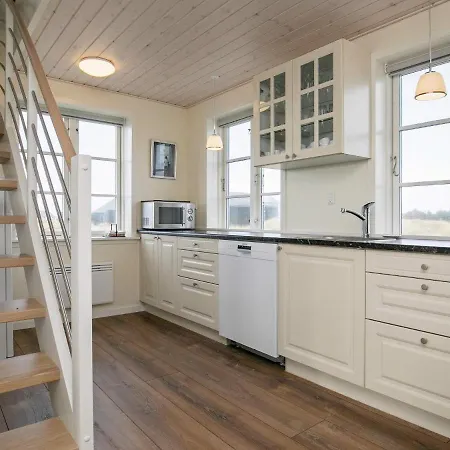 Two-bedroom Holiday In 82 Blåvand